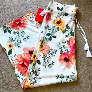 NWT wide leg floral pant